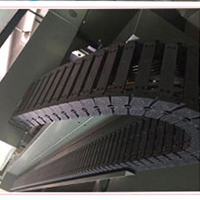 德国易格拉拖链